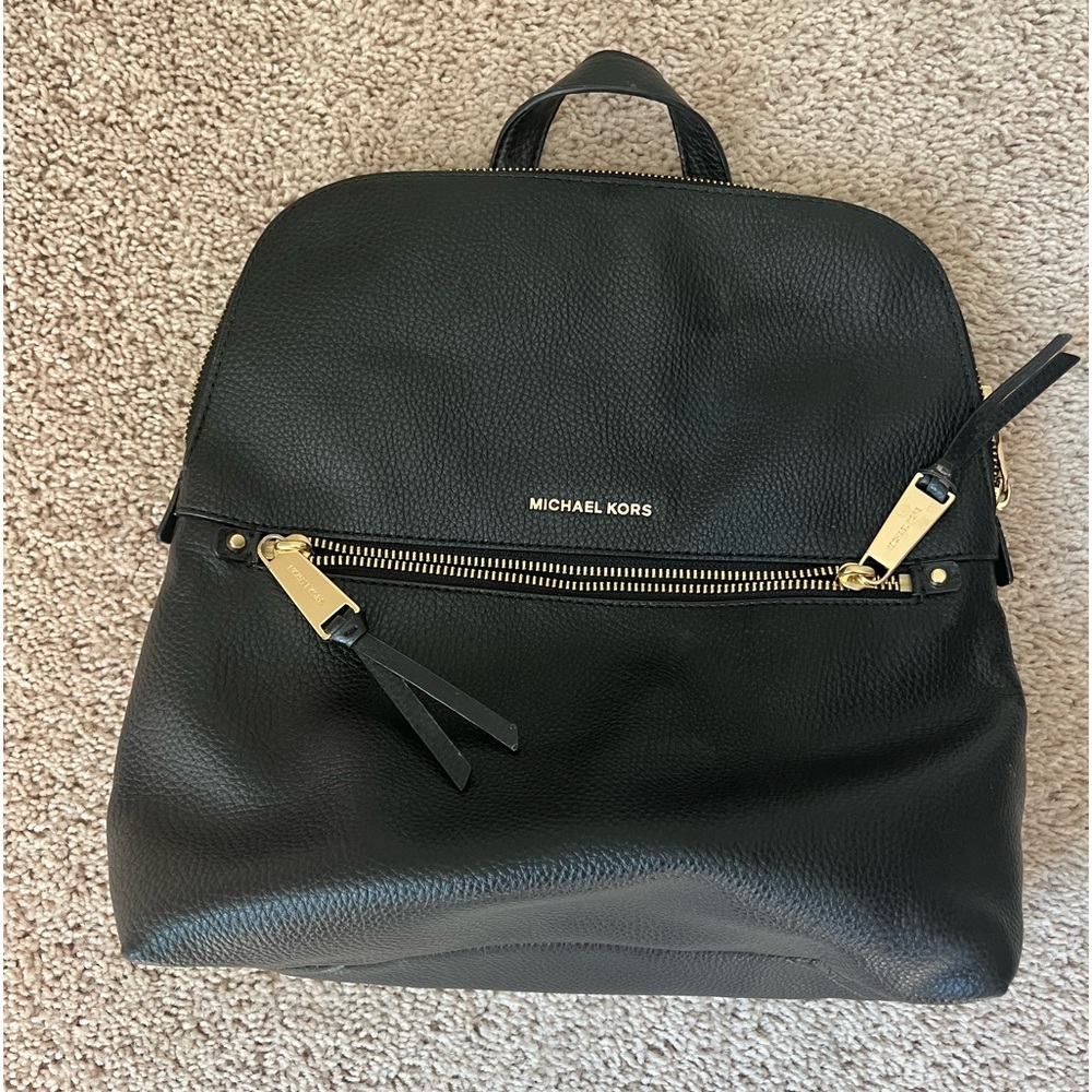 Rhea Medium Slim Leather Backpack